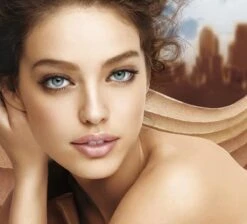 Maybelline Dream Matte Mousse Foundation - 08 Light Beige -Cosmetica Winkel 1200x1086 3