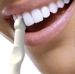 Moist-R Teeth Whitening Stick (2X) En 5 Refills - Thuis Tanden Bleken - Witte Tanden -Cosmetica Winkel 1200x1194 9