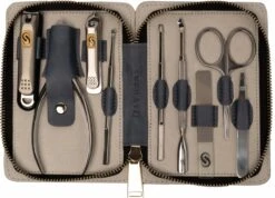 Skeraxo 8-delige Luxe Verschillende Tools - Professioneel Manicure Set & Pedicureset Met Nagelvijl & Nageltang – Behandeling Nagels En Huid -Cosmetica Winkel 1200x866