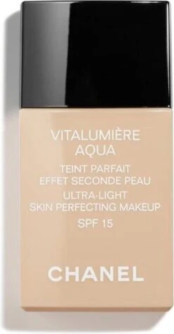 Chanel Vitalumiere Aqua Foundation - 30 Beige - SPF15 - 30 Ml -Cosmetica Winkel 626x1200 1