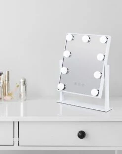 Bright Beauty Vanity Make Up Spiegel Met Verlichting - Wit - Dimbaar Met Drie Lichtstanden 9 Bright Beauty Vanity Make Up Spiegel Met Verlichting - Wit - Dimbaar Met Drie Lichtstanden -Cosmetica Winkel 953x1200 1