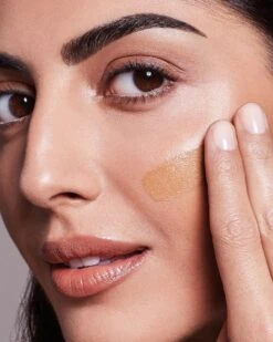 Max Factor Radiant Lift FD - 65 Rose Beige 20 Max Factor Radiant Lift FD - 65 Rose Beige -Cosmetica Winkel 960x1200 1