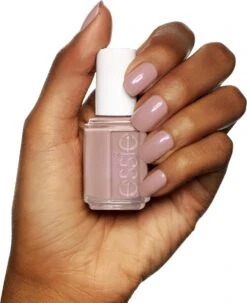 Essie 40 Demeure Vixen - Lila Taupe - Nagellak -Cosmetica Winkel 977x1200 2